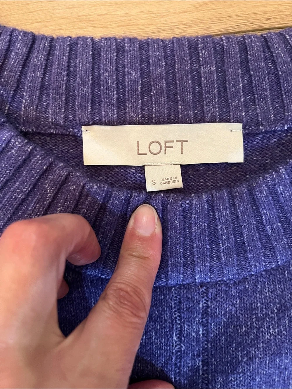 LOFT Seamed Raglan Sweater - Picture 4 of 5